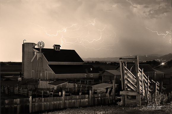 red_barn_farm_lightning_thunderstorm_bw-sepia