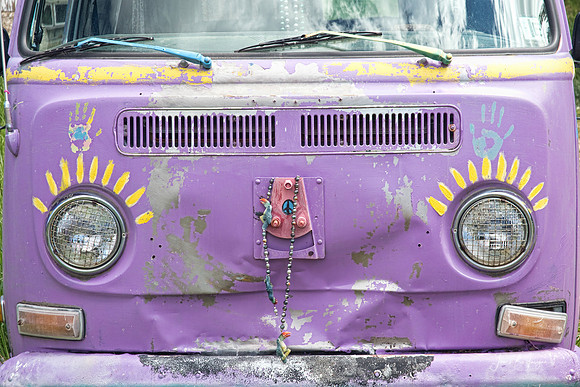 Vintage-VW-Magic-Hippy-Bus