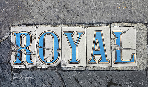 Royal-Street-Sign-French-Quarter