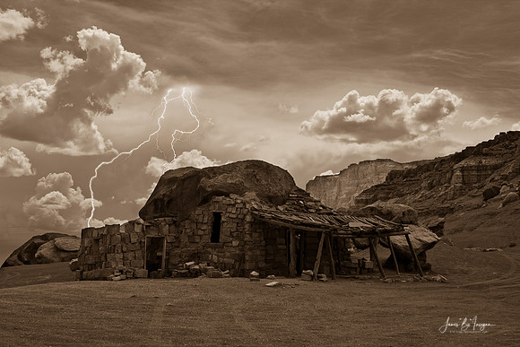 rock-house-lightning-sepia-img96