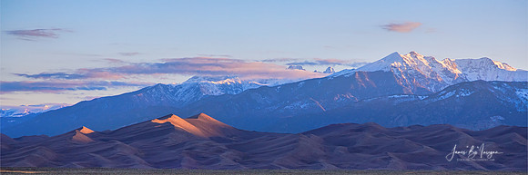 Colorado_Sand_Dunes_First_Light_Sunrise_Panorama